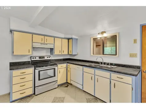 28281 Spencer Creek Road Eugene OR 97405
