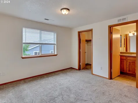 908 N Lincoln Street Lafayette OR 97127