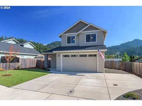 1191 S 57th Place Springfield OR 97478