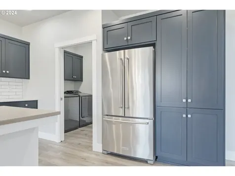 1191 S 57th Place Springfield OR 97478