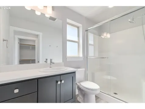 1191 S 57th Place Springfield OR 97478