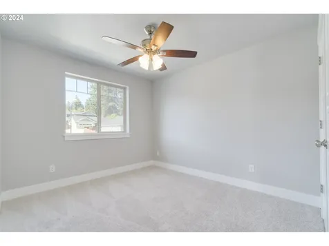 1191 S 57th Place Springfield OR 97478