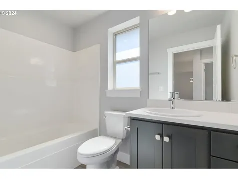 1191 S 57th Place Springfield OR 97478