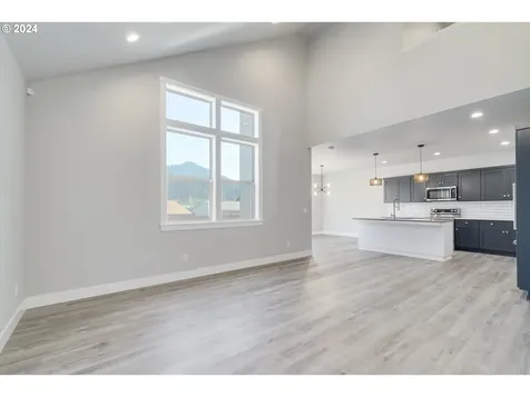1191 S 57th Place Springfield OR 97478
