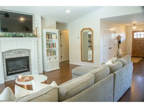 113 Cedric Court Eagle Point OR 97524