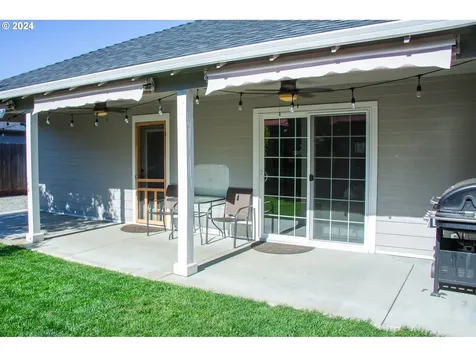 113 Cedric Court Eagle Point OR 97524