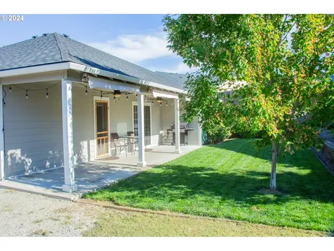 113 Cedric Court Eagle Point OR 97524