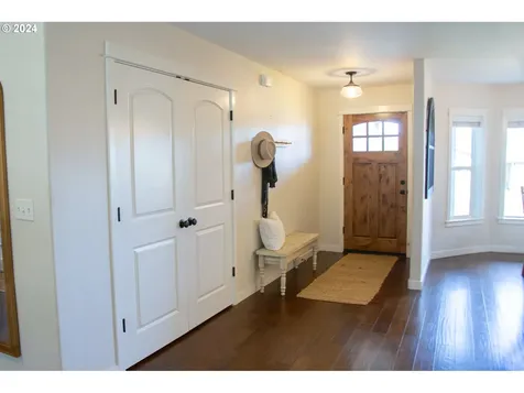 113 Cedric Court Eagle Point OR 97524
