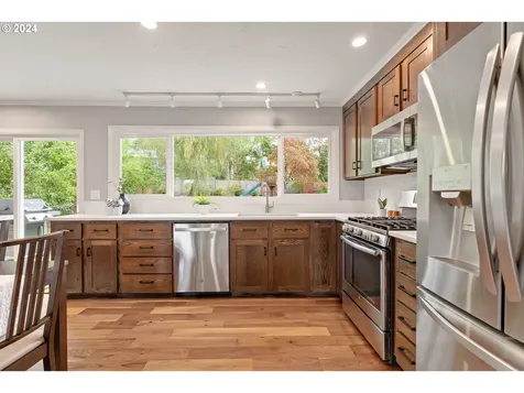 12920 SW Foothill Drive Portland OR 97225