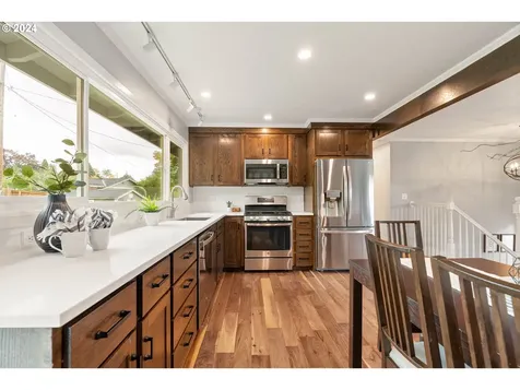12920 SW Foothill Drive Portland OR 97225
