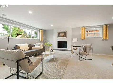 12920 SW Foothill Drive Portland OR 97225