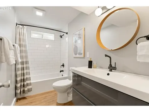 12920 SW Foothill Drive Portland OR 97225