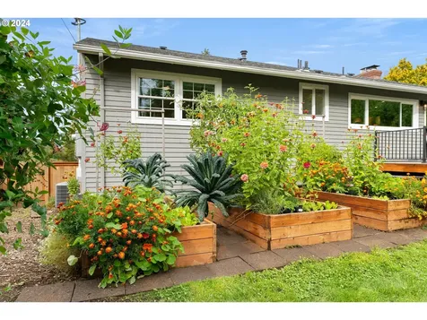 12920 SW Foothill Drive Portland OR 97225