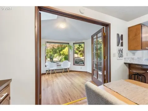 7365 SW Alden Street Portland OR 97223