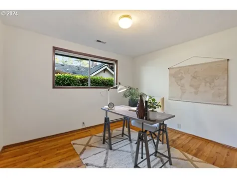 7365 SW Alden Street Portland OR 97223