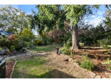 7365 SW Alden Street Portland OR 97223