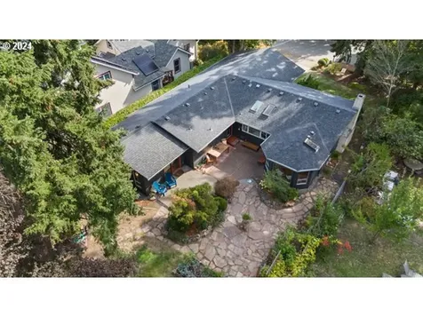 7365 SW Alden Street Portland OR 97223