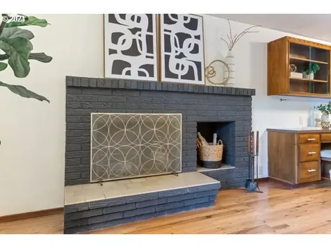 7365 SW Alden Street Portland OR 97223