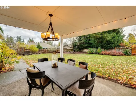 1011 NW 144th Circle Vancouver WA 98685