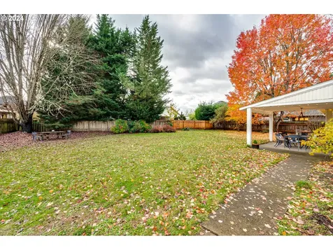 1011 NW 144th Circle Vancouver WA 98685