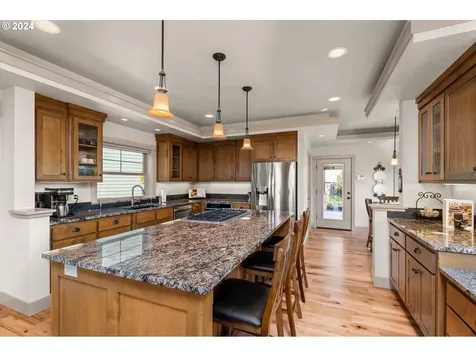 6019 Graystone Loop Springfield OR 97478