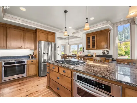 6019 Graystone Loop Springfield OR 97478