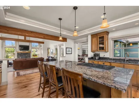 6019 Graystone Loop Springfield OR 97478
