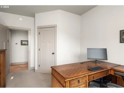 6019 Graystone Loop Springfield OR 97478