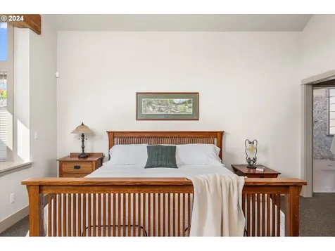 6019 Graystone Loop Springfield OR 97478