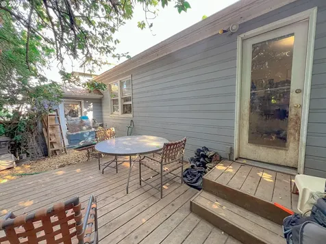 1625 Se Knapp Street Portland OR 97202