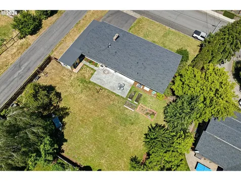 1827 Sherman Avenue Hood River OR 97031