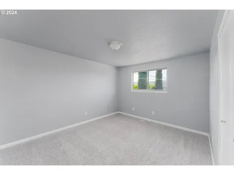 1783 NW Valley View Drive Roseburg OR 97471
