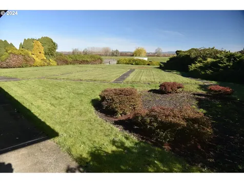 53765 E Honeyman Road Scappoose OR 97056