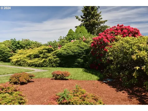 53765 E Honeyman Road Scappoose OR 97056