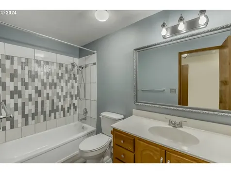 20494 Sw Venice Court Beaverton OR 97078