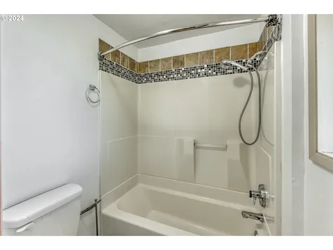 20494 Sw Venice Court Beaverton OR 97078