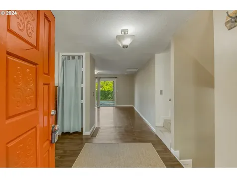 20494 Sw Venice Court Beaverton OR 97078