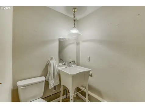20494 Sw Venice Court Beaverton OR 97078