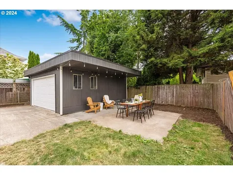 928 N Humboldt Street Portland OR 97217