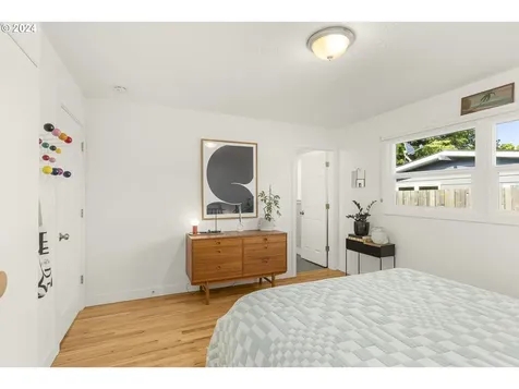 2232 Ne 137th Avenue Portland OR 97230