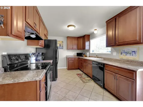 1730 S 4th Street Cottage Grove OR 97424