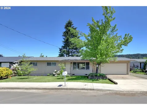 1730 S 4th Street Cottage Grove OR 97424