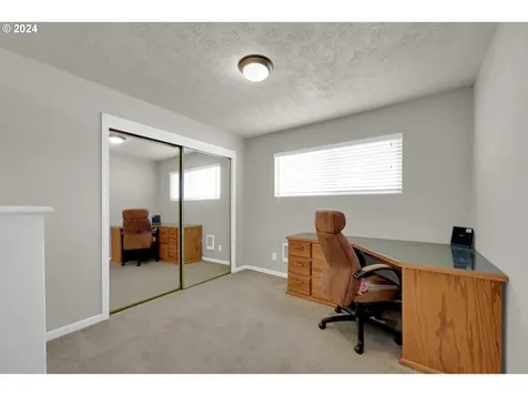 1730 S 4th Street Cottage Grove OR 97424