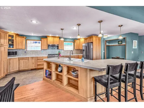 1850 8th Street Columbia City OR 97018