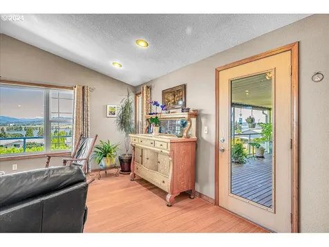 1850 8th Street Columbia City OR 97018