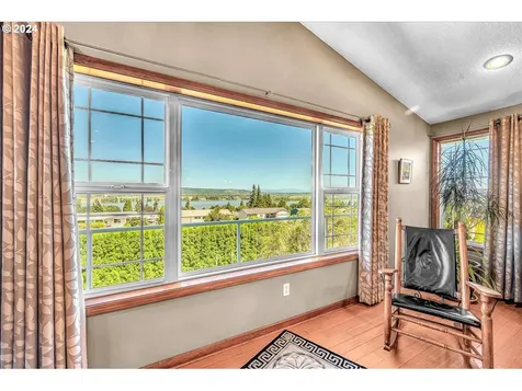 1850 8th Street Columbia City OR 97018