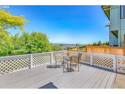 1850 8th Street Columbia City OR 97018