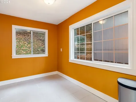 926 NE 67th Avenue Portland OR 97213