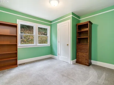 926 NE 67th Avenue Portland OR 97213