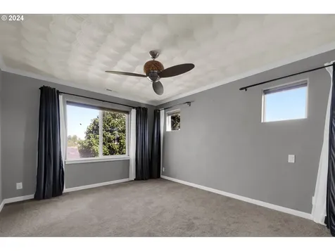 5530 King Arthur Court Eugene OR 97402